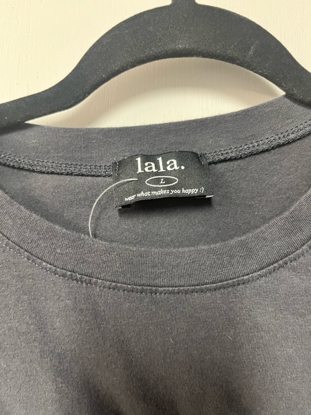 Dresser in Lala. 'Wild Woman' Black Cropped Tee - Picture 2 of 4